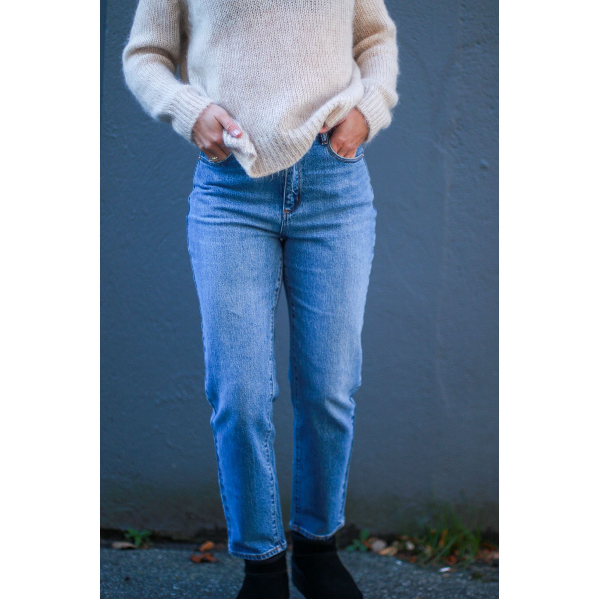 A 94 High Slim Erin