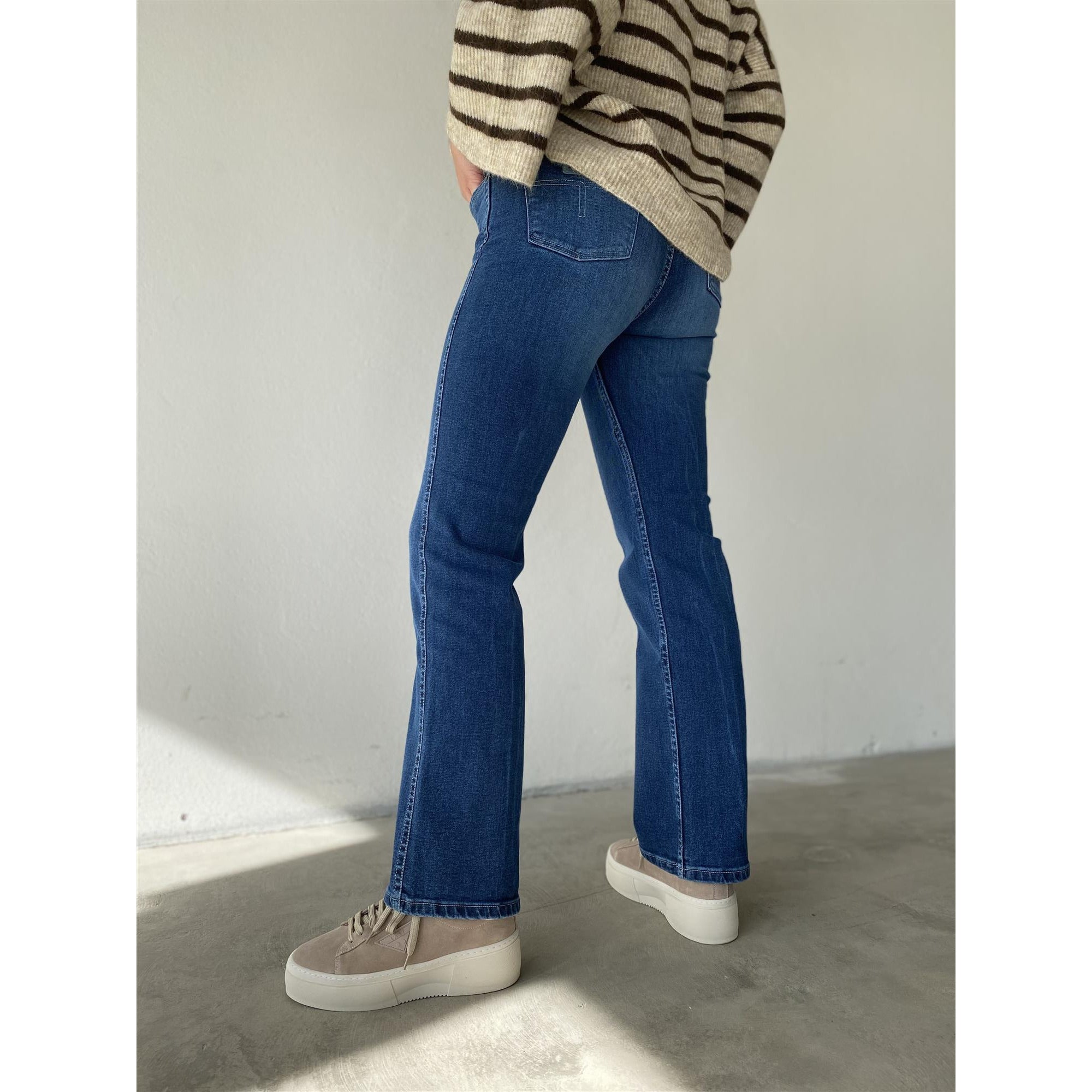 River Button Vintage