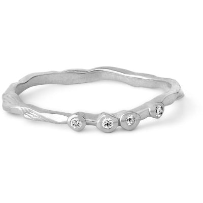 Ring, Lily
