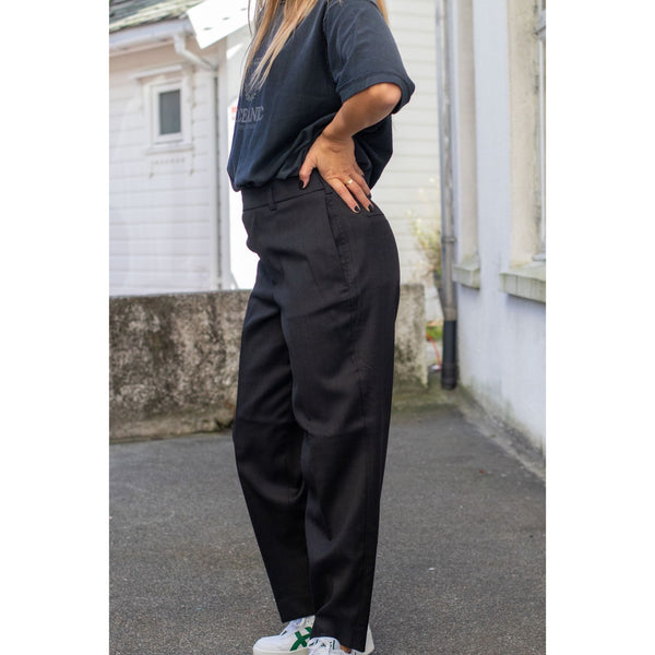 Alicia Trouser