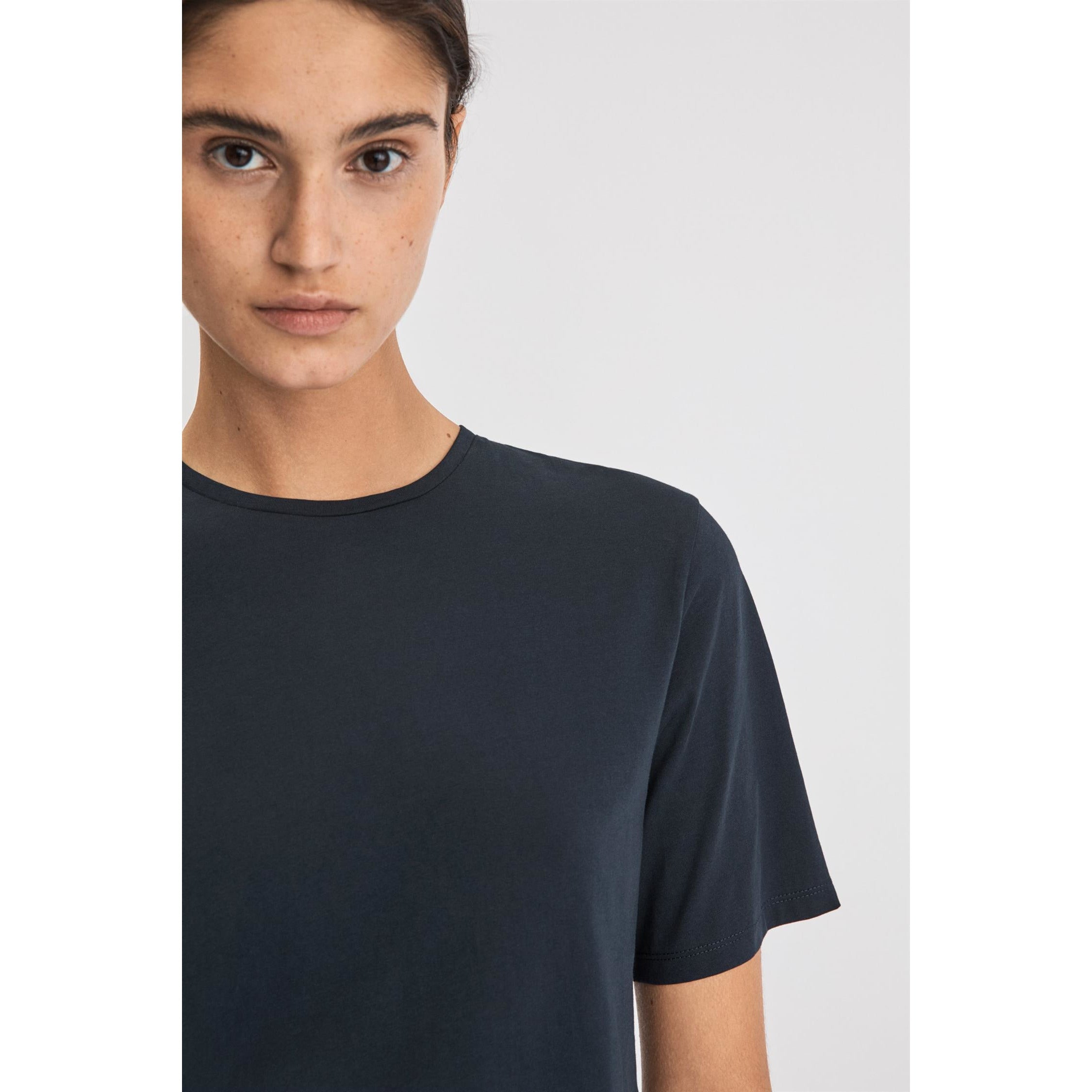 Annie Cotton T-shirt