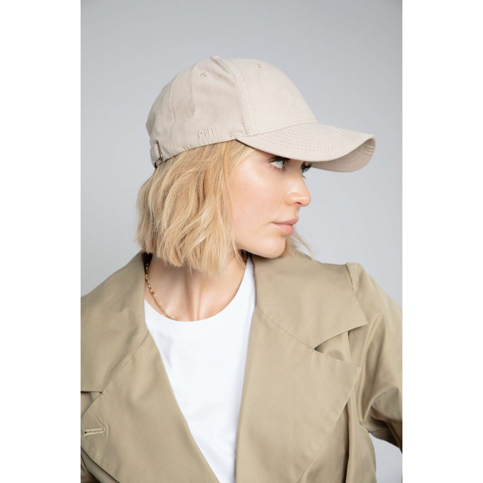 Lily Cap Suede