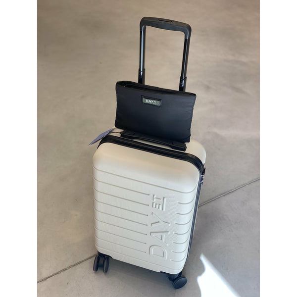 Gweneth RE-T Traveler
