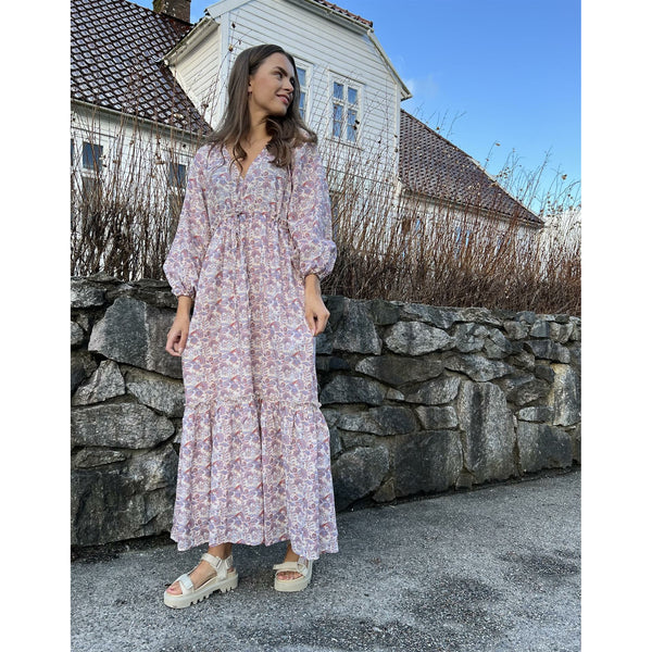 Minerva Paisley Floral