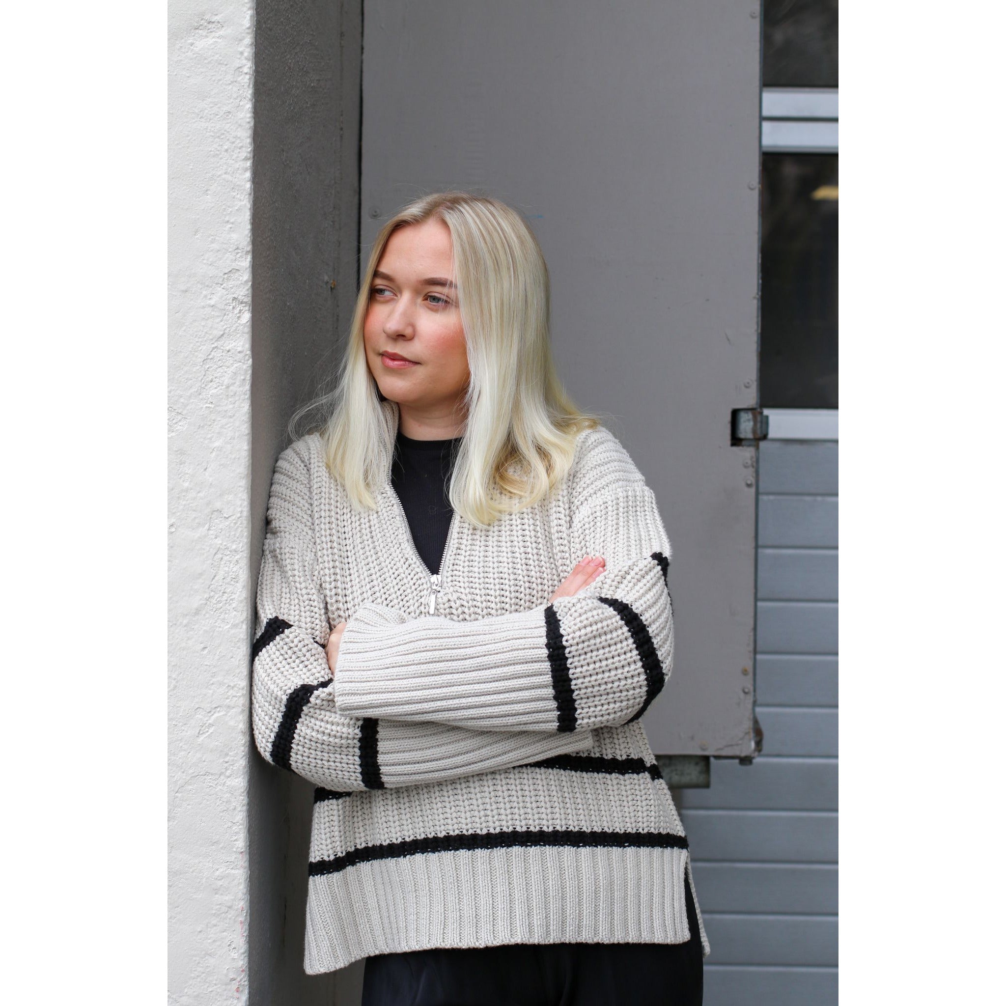 Sissel Stripe Zip Knit