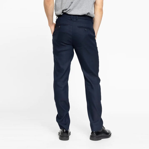 Oscar 769 Navy Linen