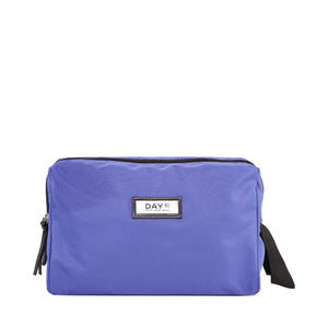 Day Gweneth RE-S Beauty B