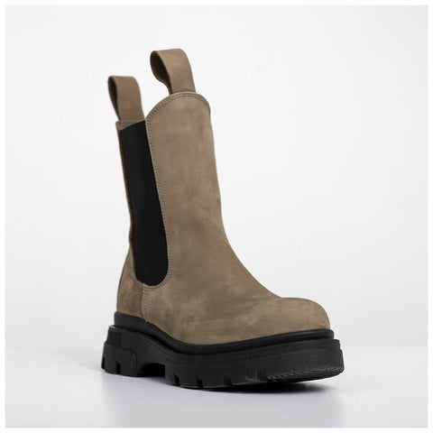 Chelsea Boot