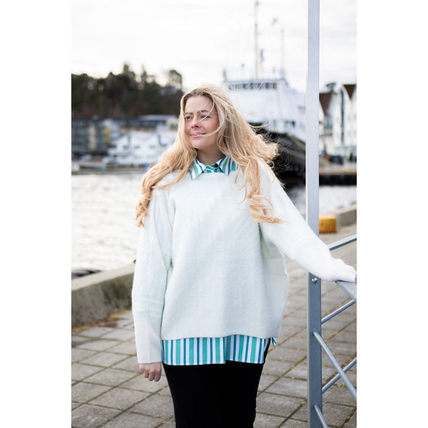 Caia Sweater