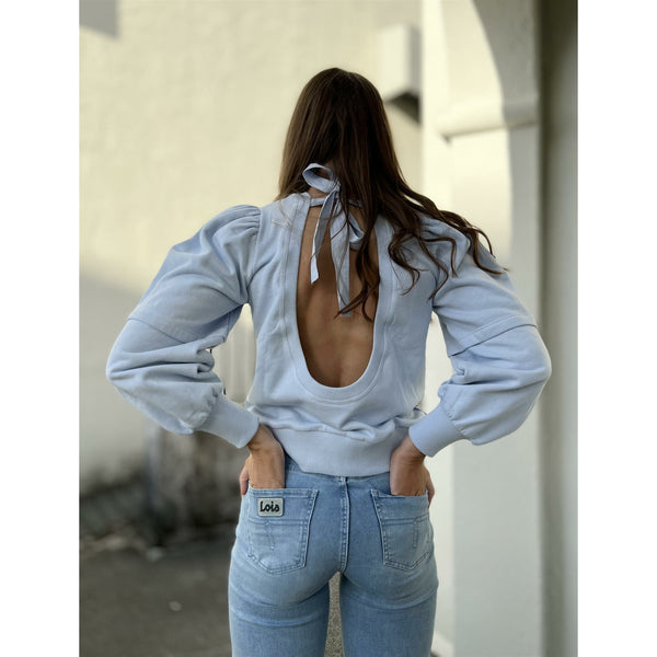 Isoli Open Back