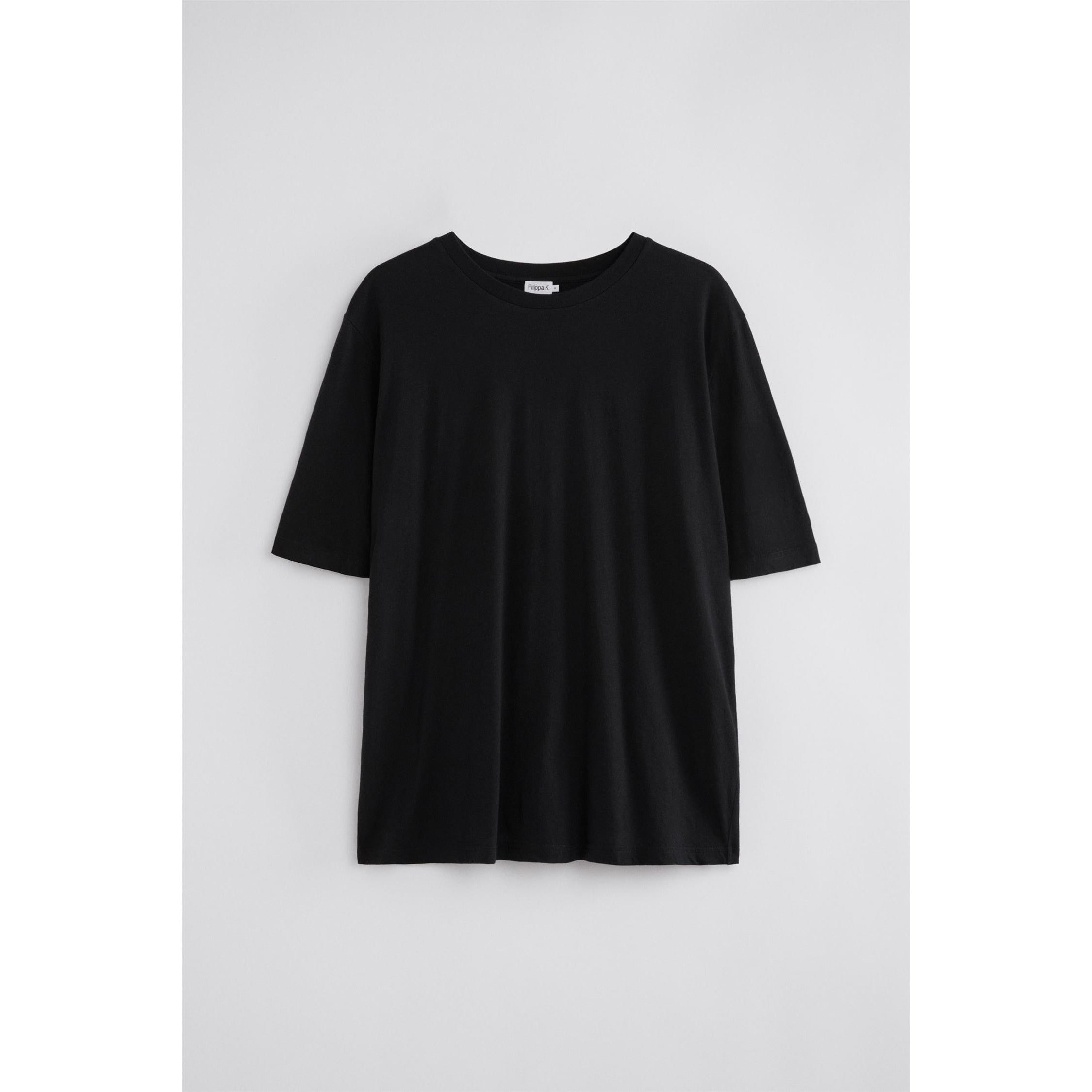 Clara Tee
