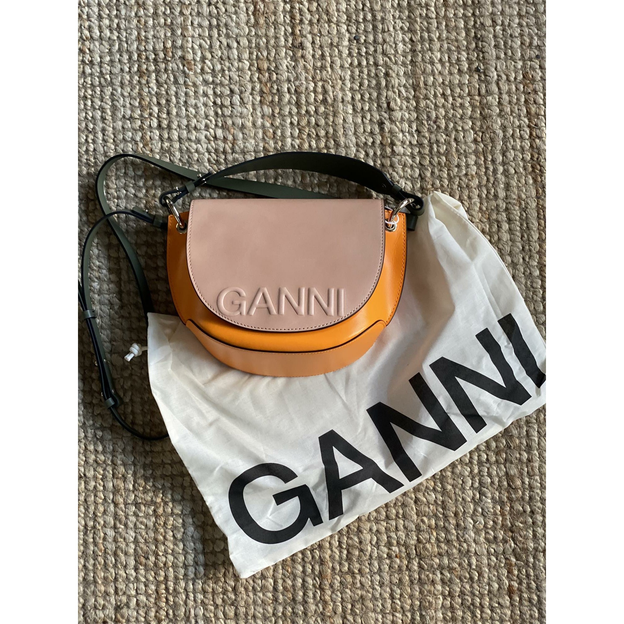 Saddie Bag