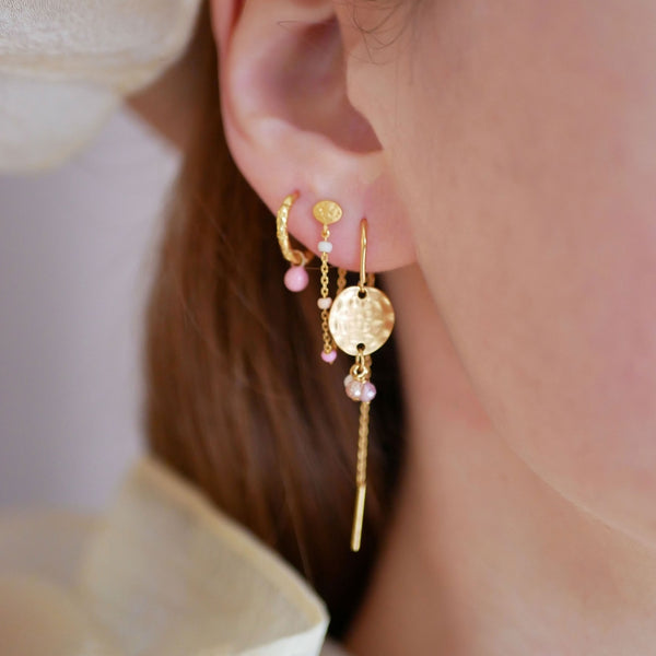 Earring, Lola