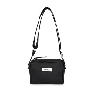 Day Gweneth RE-S Cb Boxy